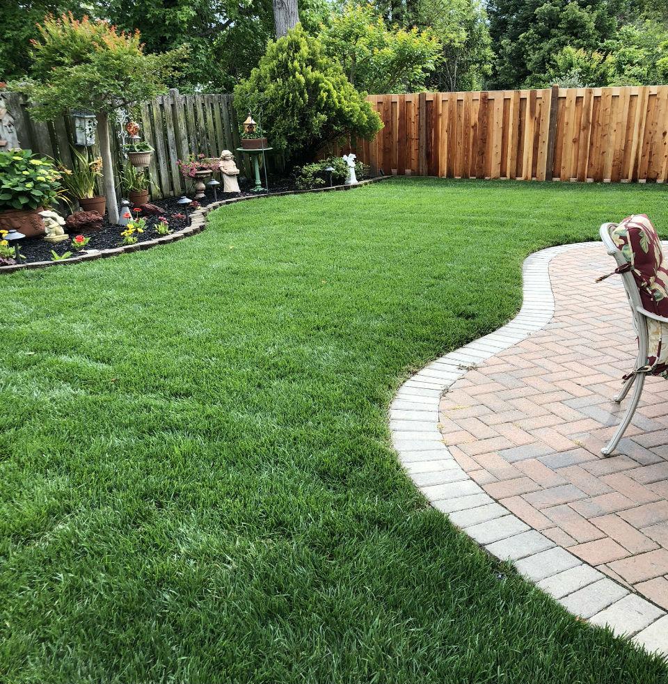 FREE DELIVERY on all sod, grass seed and lawn product orders! Sod and